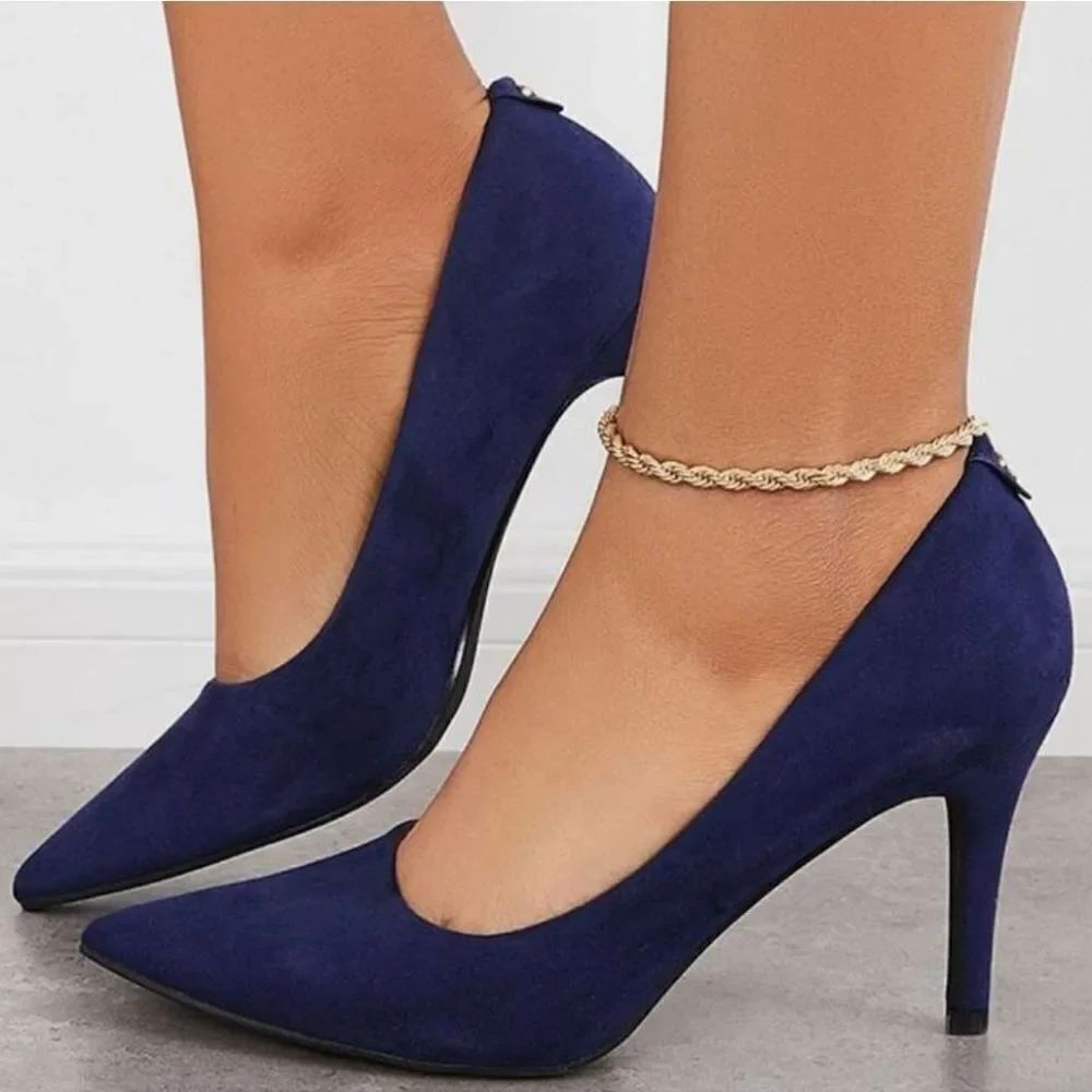BRAND NEW ATTENTION ZOEY SUEDE POINTED TOE WOMEN"S LOW HEEL SHOES